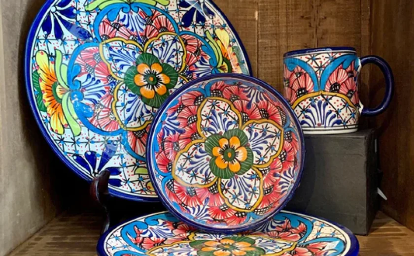 AlvaPeachPlaceSetting_533x